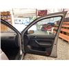 Image 37 : PARKSVILLE - 2004 VOLKSWAGEN JETTA GREY 272653 KMS - 014408-2