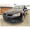 Image 2 : PARKSVILLE - 2014 VOLKSWAGEN JETTA BLACK 374828 KMS - 424520-3