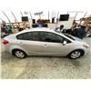 Image 12 : PARKSVILLE - 2016 KIA FORTE GRAY 250545 KMS - 448422-2