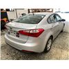 Image 15 : PARKSVILLE - 2016 KIA FORTE GRAY 250545 KMS - 448422-2