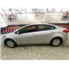 Image 23 : PARKSVILLE - 2016 KIA FORTE GRAY 250545 KMS - 448422-2