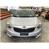 Image 6 : PARKSVILLE - 2016 KIA FORTE GRAY 250545 KMS - 448422-2
