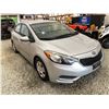 Image 9 : PARKSVILLE - 2016 KIA FORTE GRAY 250545 KMS - 448422-2