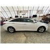 Image 11 : PARKSVILLE - 2011 HYUNDAI SONATA WHITE 247054 KMS - 138983