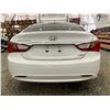 Image 17 : PARKSVILLE - 2011 HYUNDAI SONATA WHITE 247054 KMS - 138983