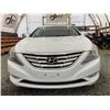 Image 5 : PARKSVILLE - 2011 HYUNDAI SONATA WHITE 247054 KMS - 138983