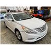 Image 9 : PARKSVILLE - 2011 HYUNDAI SONATA WHITE 247054 KMS - 138983