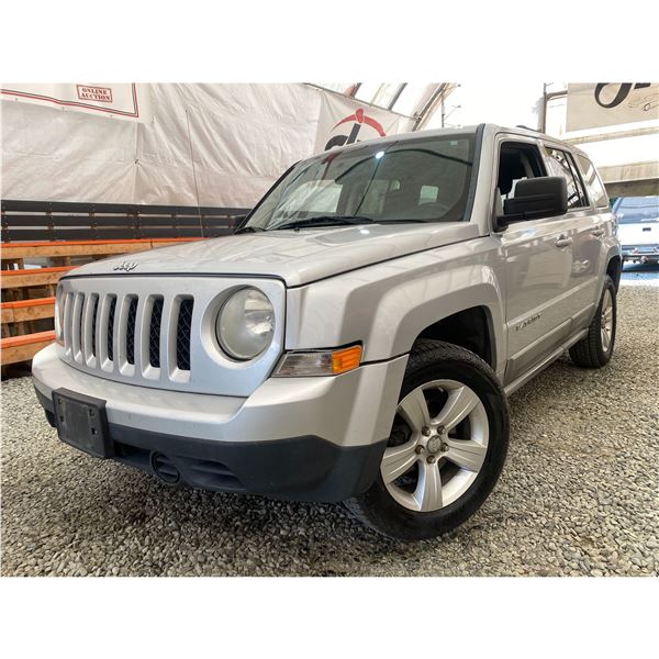 PARKSVILLE - 2011 JEEP PATRIOT GRAY 213799 KMS - 131336-2