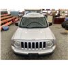Image 7 : PARKSVILLE - 2011 JEEP PATRIOT GRAY 213799 KMS - 131336-2