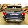 Image 18 : PARKSVILLE - 2017 NISSAN PATHFINDER BLUE 304714 KMS - 637302-3