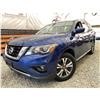 Image 1 : PARKSVILLE - 2017 NISSAN PATHFINDER BLUE 304714 KMS - 637302-3