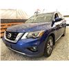 Image 2 : PARKSVILLE - 2017 NISSAN PATHFINDER BLUE 304714 KMS - 637302-3