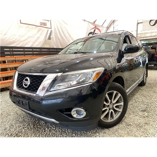 PARKSVILLE - 2015 NISSAN PATHFINDER BLACK 197243 KMS - 659130-2