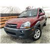 Image 1 : PARKSVILLE - 2009 HYUNDAI TUCSON RED 327614 KMS - 167900-3