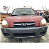 Image 5 : PARKSVILLE - 2009 HYUNDAI TUCSON RED 327614 KMS - 167900-3