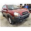 Image 8 : PARKSVILLE - 2009 HYUNDAI TUCSON RED 327614 KMS - 167900-3