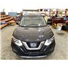 Image 7 : PARKSVILLE - 2017 NISSAN ROGUE BLACK 168564 KMS - 790839-3