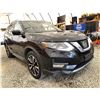 Image 8 : PARKSVILLE - 2017 NISSAN ROGUE BLACK 168564 KMS - 790839-3