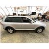 Image 12 : PARKSVILLE - 2005 VOLKSWAGEN TOUAREG GREY 332137 KMS - 016931-3