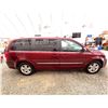 Image 11 : PARKSVILLE - 2017 DODGE GRAND CARAVAN RED 193051 KMS - 775683-3