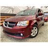 Image 1 : PARKSVILLE - 2017 DODGE GRAND CARAVAN RED 193051 KMS - 775683-3