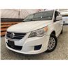 Image 1 : PARKSVILLE - 2009 VOLKSWAGEN ROUTAN WHITE 228826 KMS - 579354-2