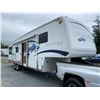 Image 1 : PARKSVILLE - 2005 MONTANNA 5TH WHEEL WHITE - 705691