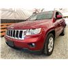 Image 2 : PARKSVILLE - 2013 JEEP GRAND CHEROKEE RED 252349 KMS - 576002-3