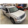 Image 10 : PARKSVILLE - 2009 JEEP PATRIOT GREY 253559 KMS - 228141-2