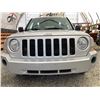 Image 5 : PARKSVILLE - 2009 JEEP PATRIOT GREY 253559 KMS - 228141-2