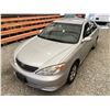 Image 4 : PARKSVILLE - 2002 TOYOTA CAMRY GREY 284071 KMS - 020937-2