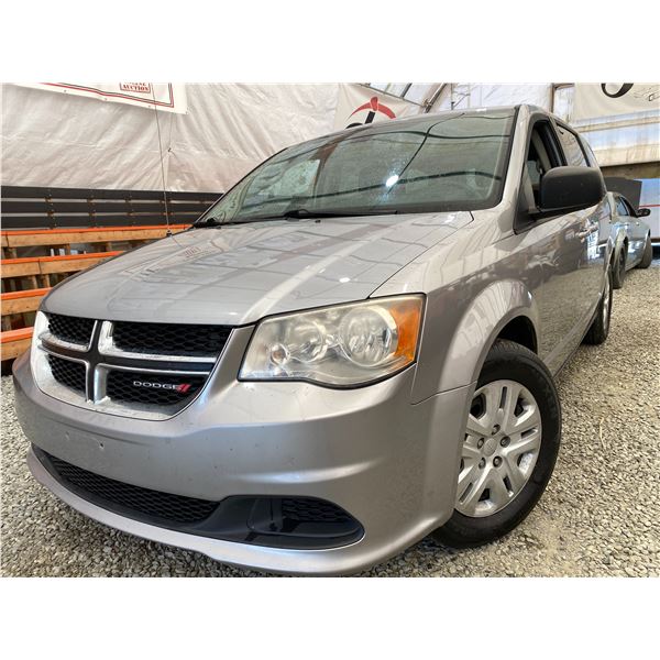 PARKSVILLE - 2019 DODGE GRAND CARAVAN GREY 195821 KMS - 784595-1