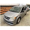 Image 4 : PARKSVILLE - 2019 DODGE GRAND CARAVAN GREY 195821 KMS - 784595-1