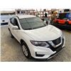 Image 10 : PARKSVILLE - 2018 NISSAN ROGUE WHITE 249349 KMS - 767289-3