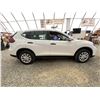 Image 11 : PARKSVILLE - 2018 NISSAN ROGUE WHITE 249349 KMS - 767289-3