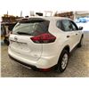 Image 15 : PARKSVILLE - 2018 NISSAN ROGUE WHITE 249349 KMS - 767289-3