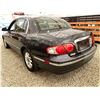 Image 20 : PARKSVILLE - 2005 KIA AMANTI GREY 223863 KMS - 053816-2