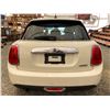 Image 17 : PARKSVILLE - 2015 MINI HARDTOP WHITE 104908 KMS - 830370-3