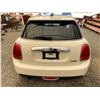 Image 18 : PARKSVILLE - 2015 MINI HARDTOP WHITE 104908 KMS - 830370-3