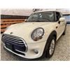 Image 2 : PARKSVILLE - 2015 MINI HARDTOP WHITE 104908 KMS - 830370-3