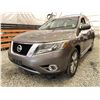 Image 2 : PARKSVILLE - 2013 NISSAN PATHFINDER GREY 220596 KMS - 680940-1
