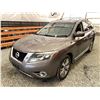 Image 3 : PARKSVILLE - 2013 NISSAN PATHFINDER GREY 220596 KMS - 680940-1