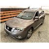 Image 4 : PARKSVILLE - 2013 NISSAN PATHFINDER GREY 220596 KMS - 680940-1