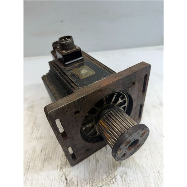 Yaskawa #SGMG-13A2AAS Servo Motor