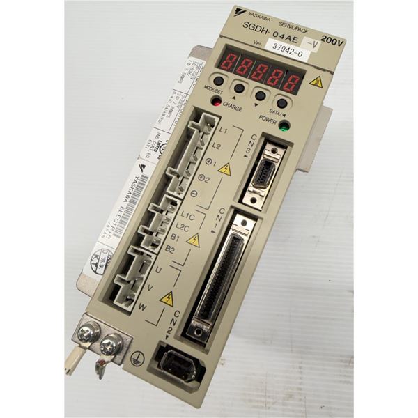 Yaskawa #SGDH-04AE-V Servopack