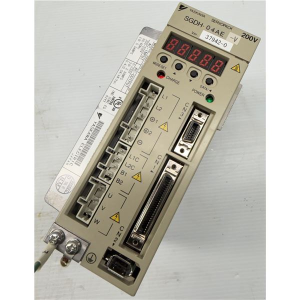 Yaskawa #SGDH-04AE-V Servopack