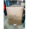 Image 2 : Amazon Basics 36" Red Soft Pet Crate