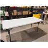 Image 5 : Folding Table 30" x 72" Plastic Top
