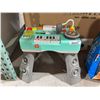 Image 3 : Fisher-Price Laugh & Learn Mix & Learn DJ Table