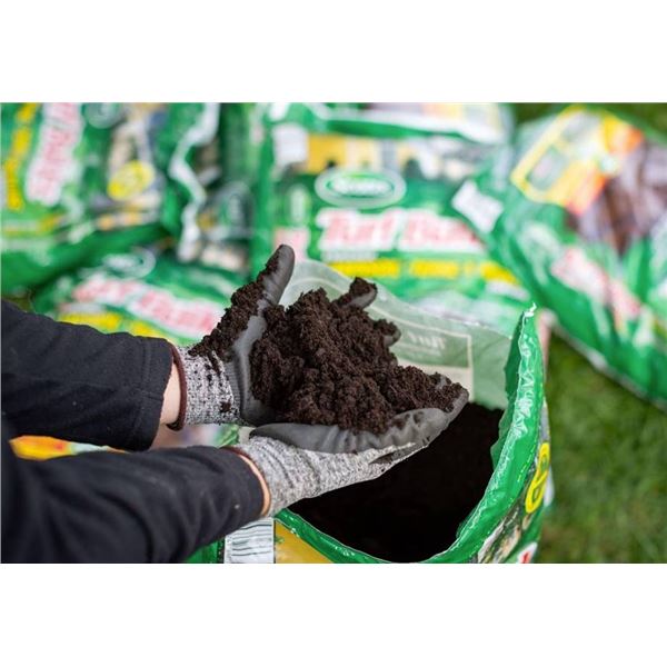 Lot of 2 Scotts Turf Builder LawnSoil Bags 25L
